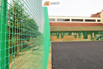Linowe Ogrodzenia boisk - Sportowe ogrodzenie boiska z siatek Linowe Siatki